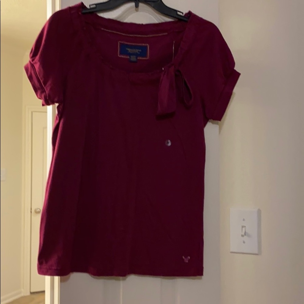 American eagle outfitters with bow tide in front
